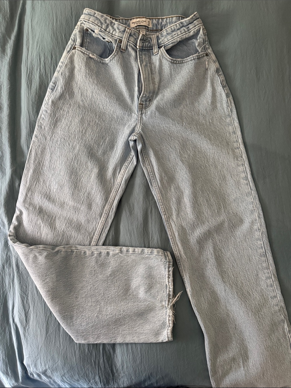 Abercrombie and Fitch 90’s Relaxed, Curve Love, 4L